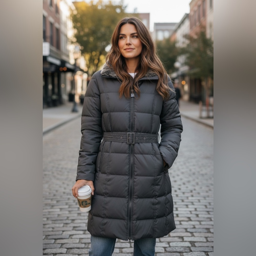Woolrich Klondike Black Down Coat with Fur Trim Women's Sz‎ Medium